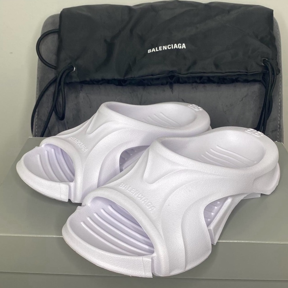 Balenciaga Pool Slides